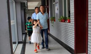 一年级教室适合放的绿植 一年级教室布置图片